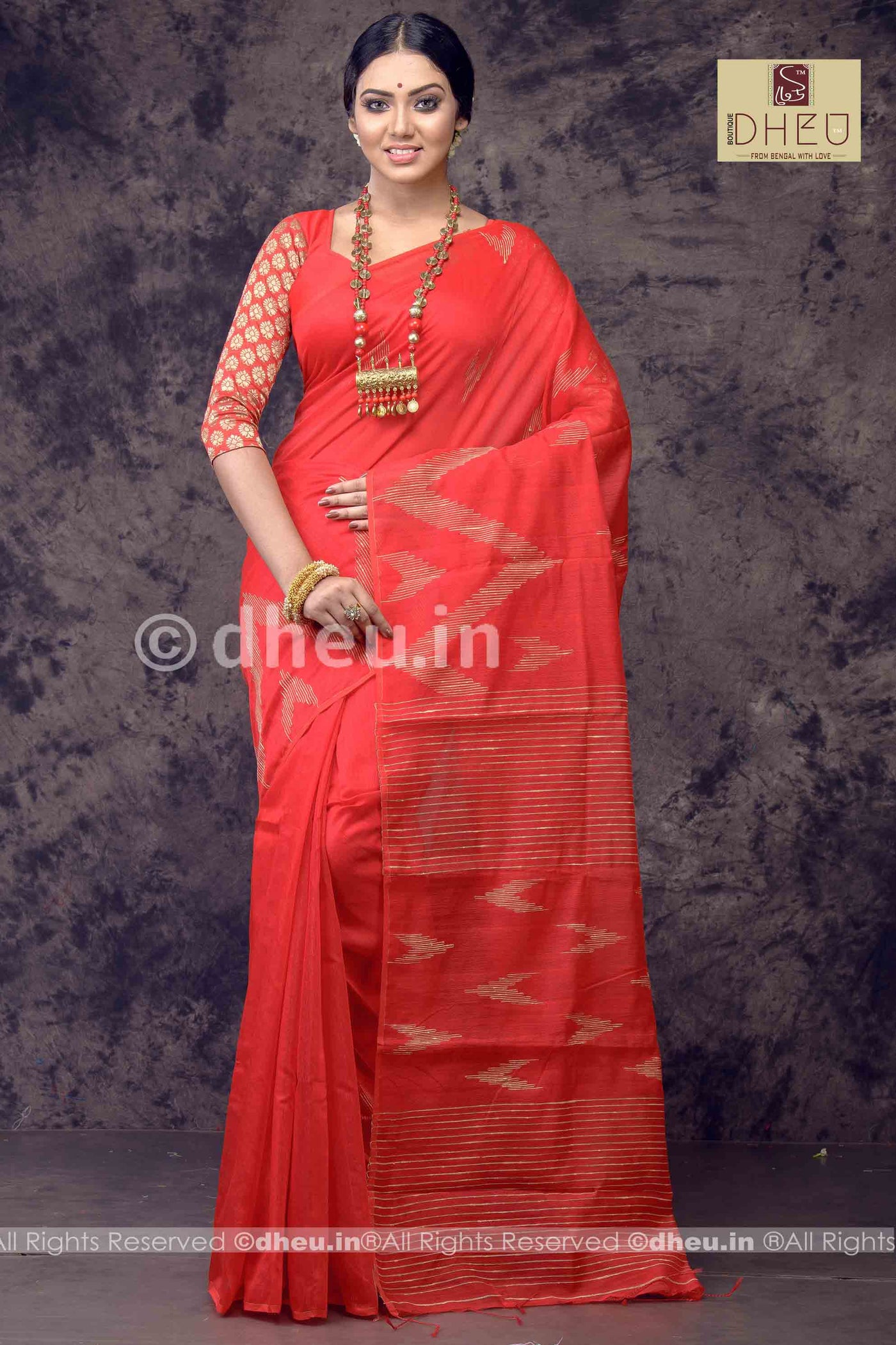 Red Handloom Silk Cotton Ghicha weaving