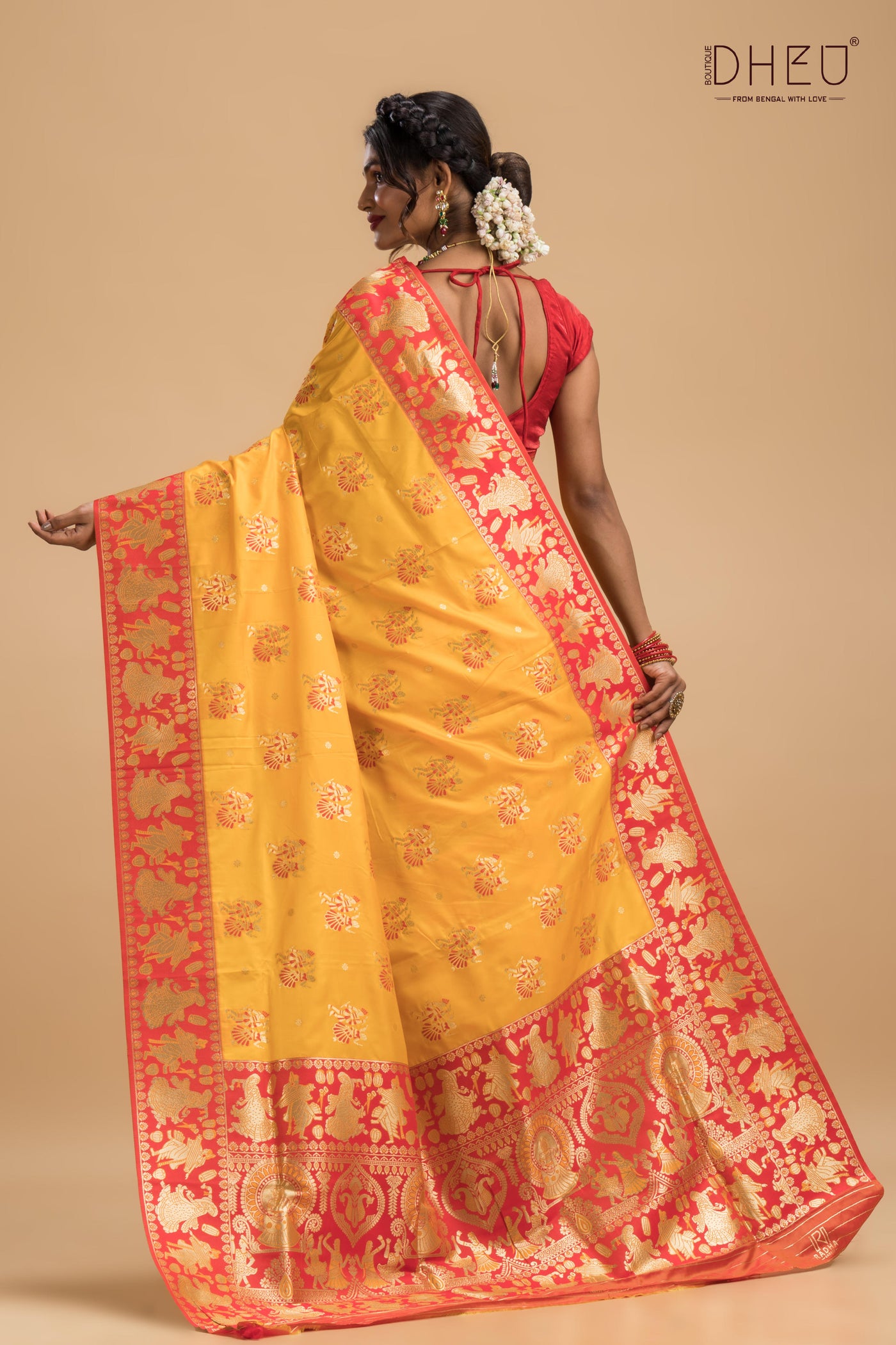 Arala - Swarnachari Silk Saree