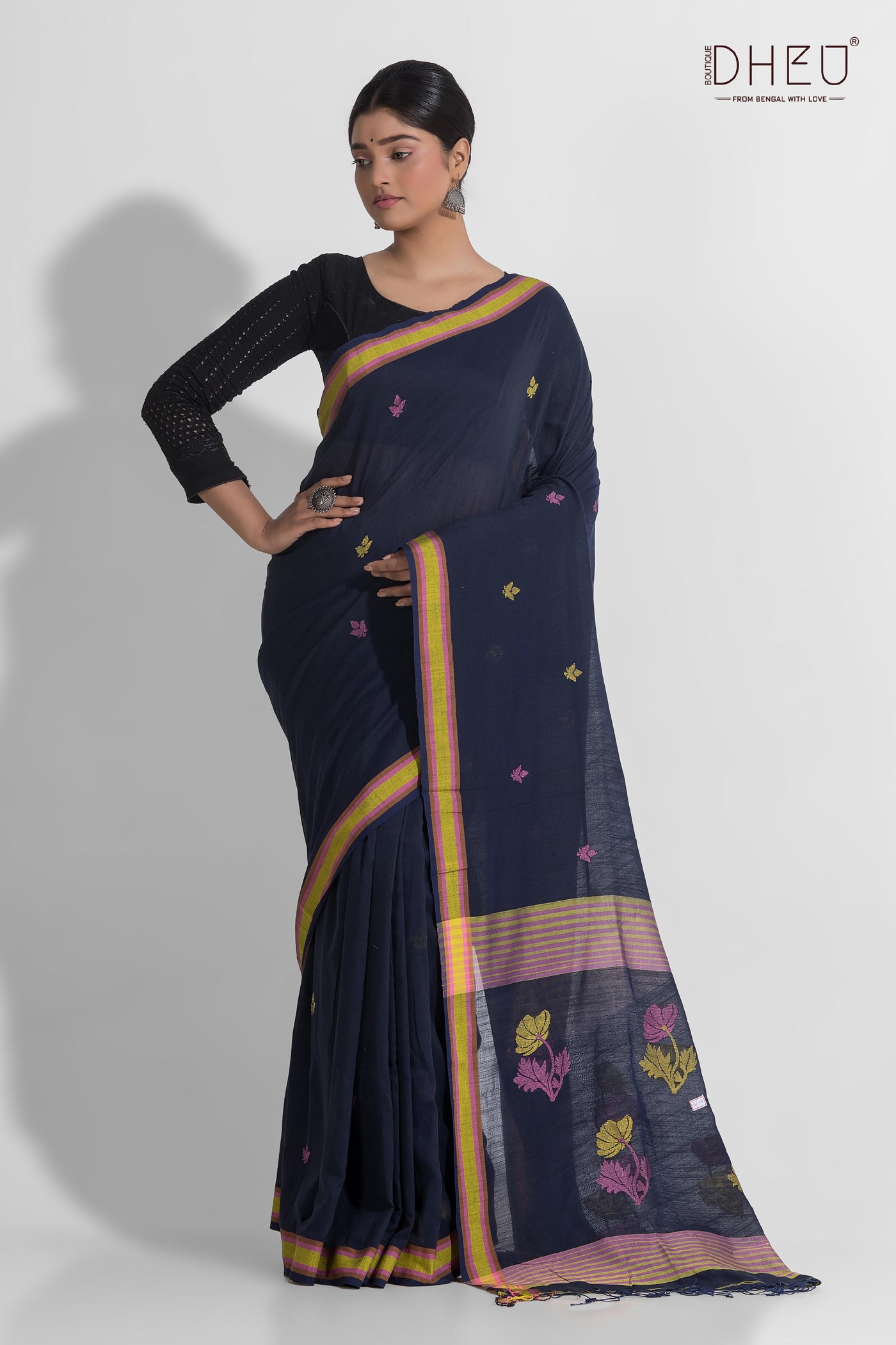 Aachal - Pure Khadi Tangail Cotton Saree