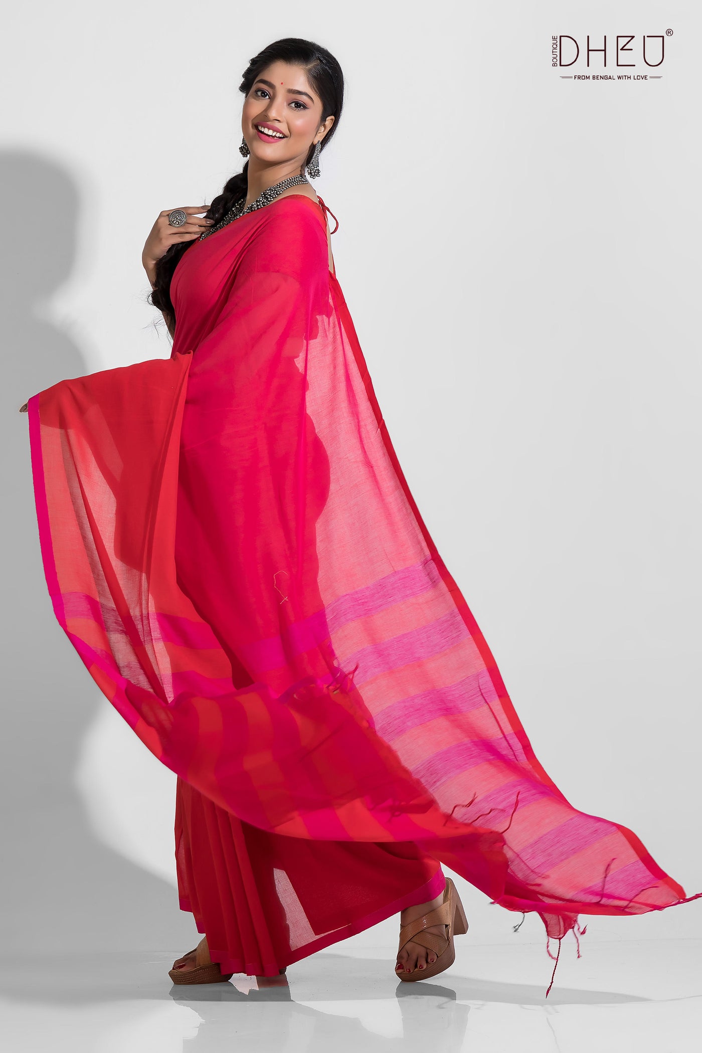 Koshi-Pure Khadi Molmol Cotton Saree