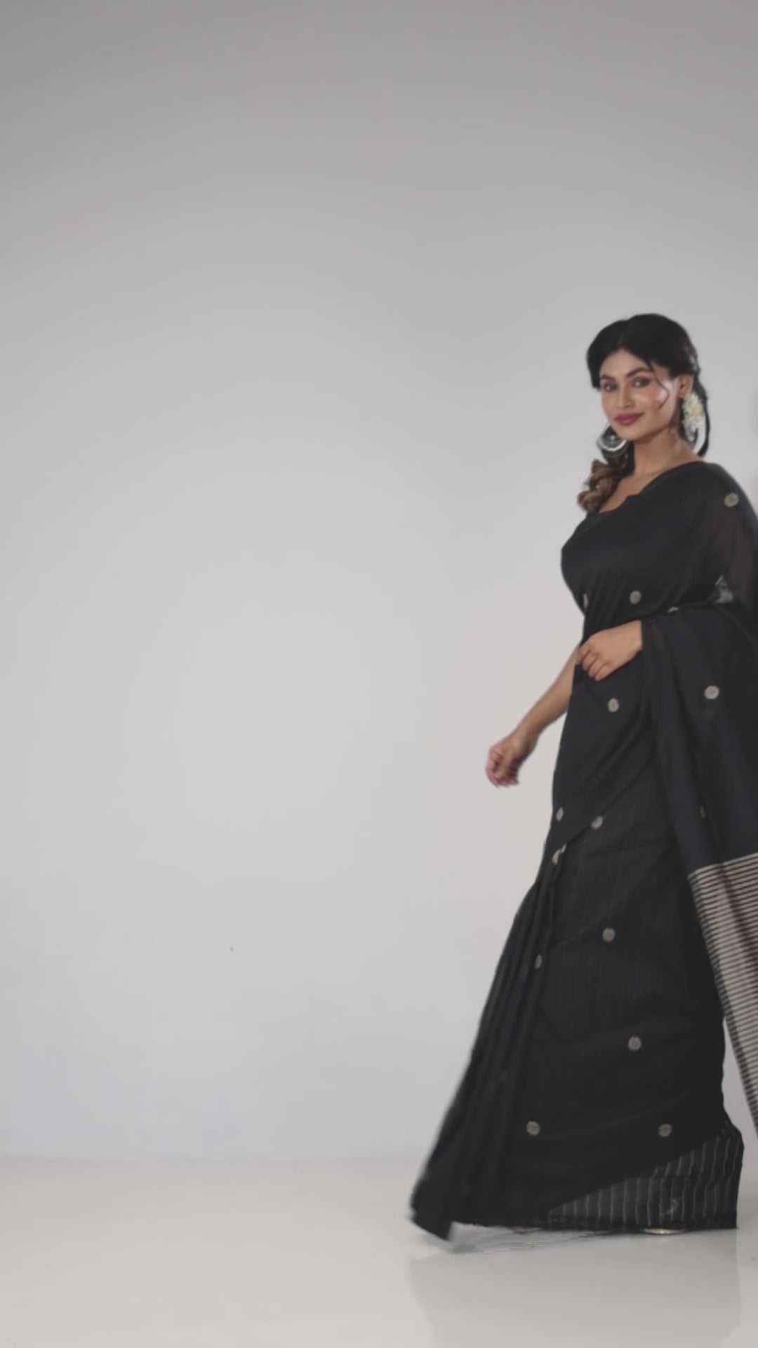 Tapti-Pure Khadi Tangail Cotton Saree