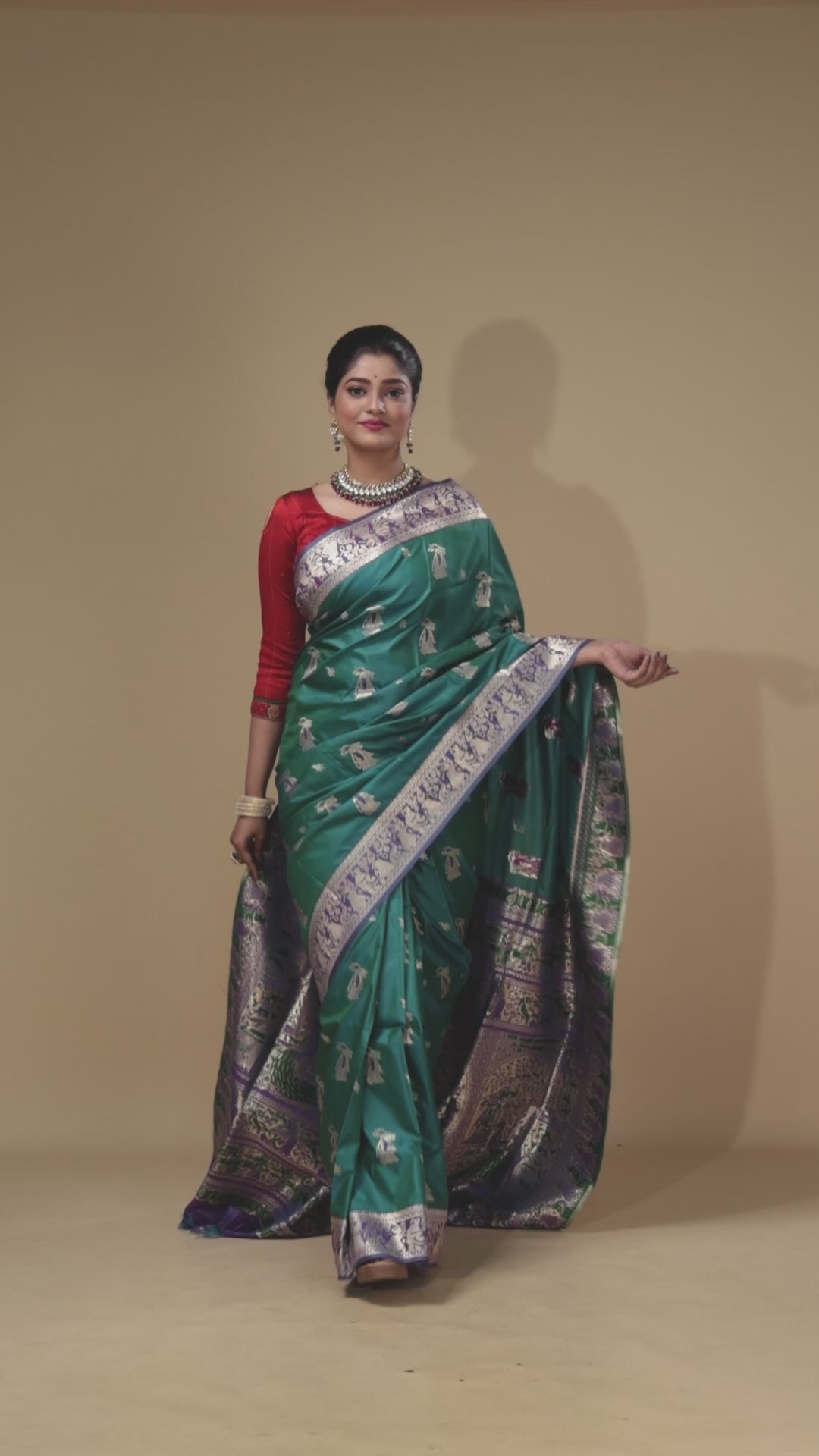 Pasha - Swarnachari Silk Saree